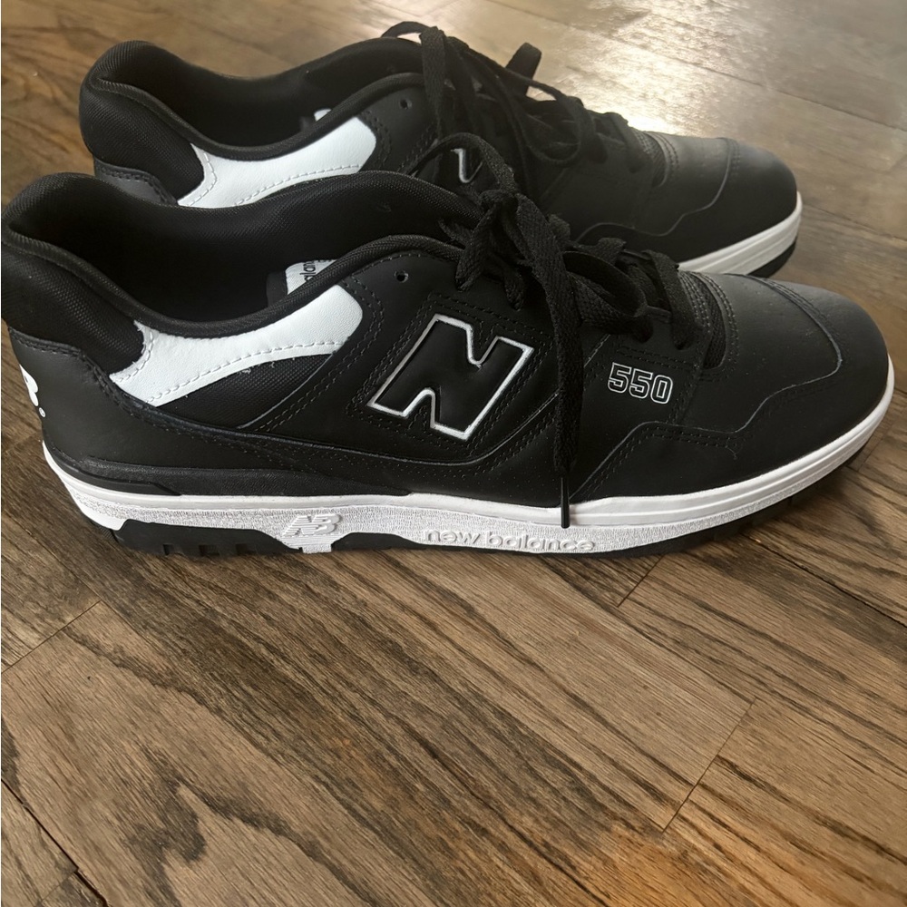 New Balance 550 Men's Black & White Low-Top Sneakers